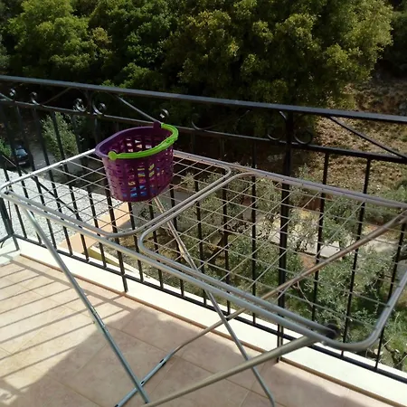 Maria's Sea View Apartment Mousata