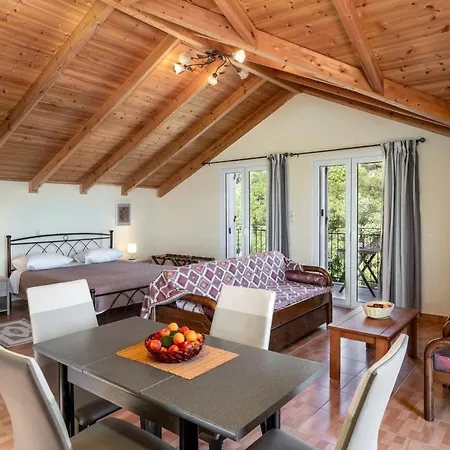 Maria's Sea View Apartman