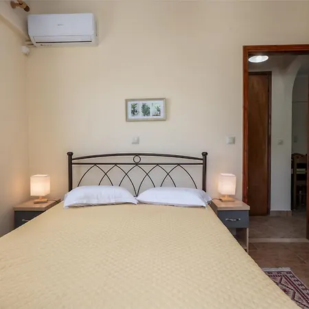 Maria's Sea View Apartmán *